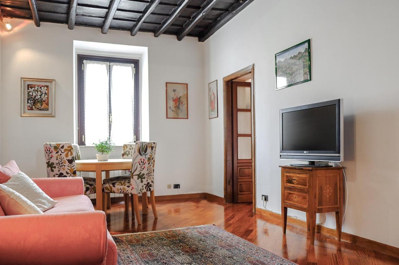 Hostme Colosseum Apartment Рим Экстерьер фото