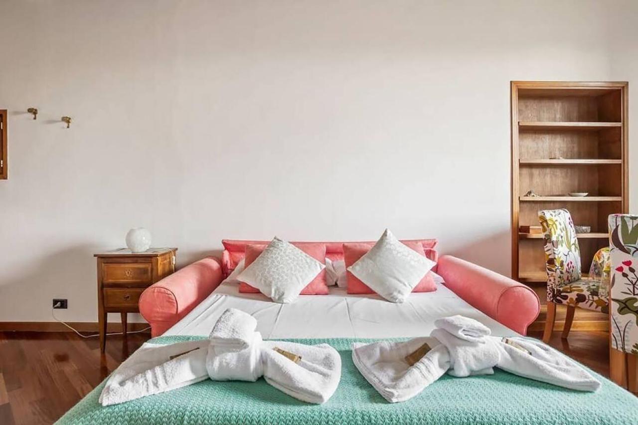 Hostme Colosseum Apartment Рим Экстерьер фото