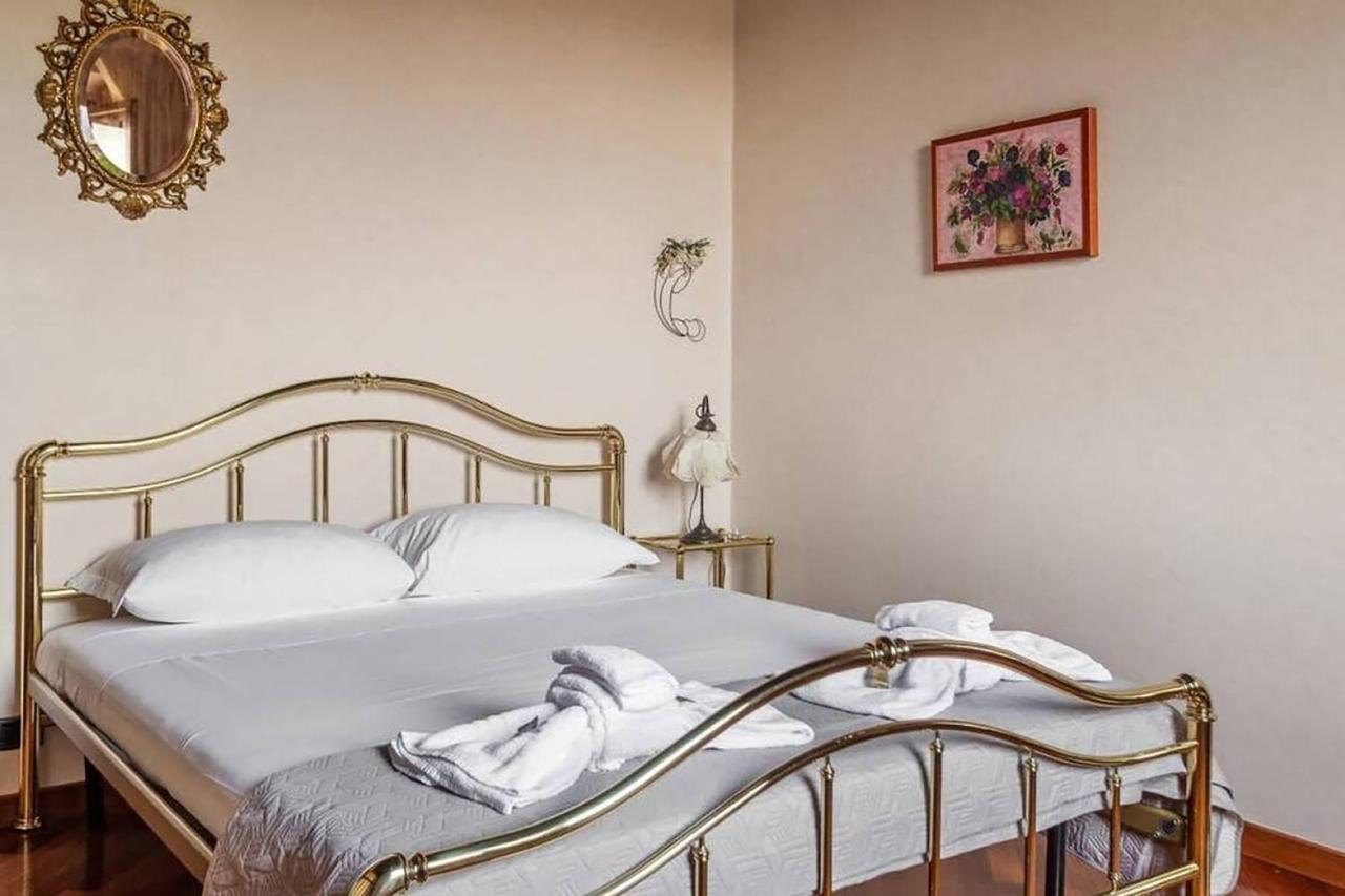 Hostme Colosseum Apartment Рим Экстерьер фото